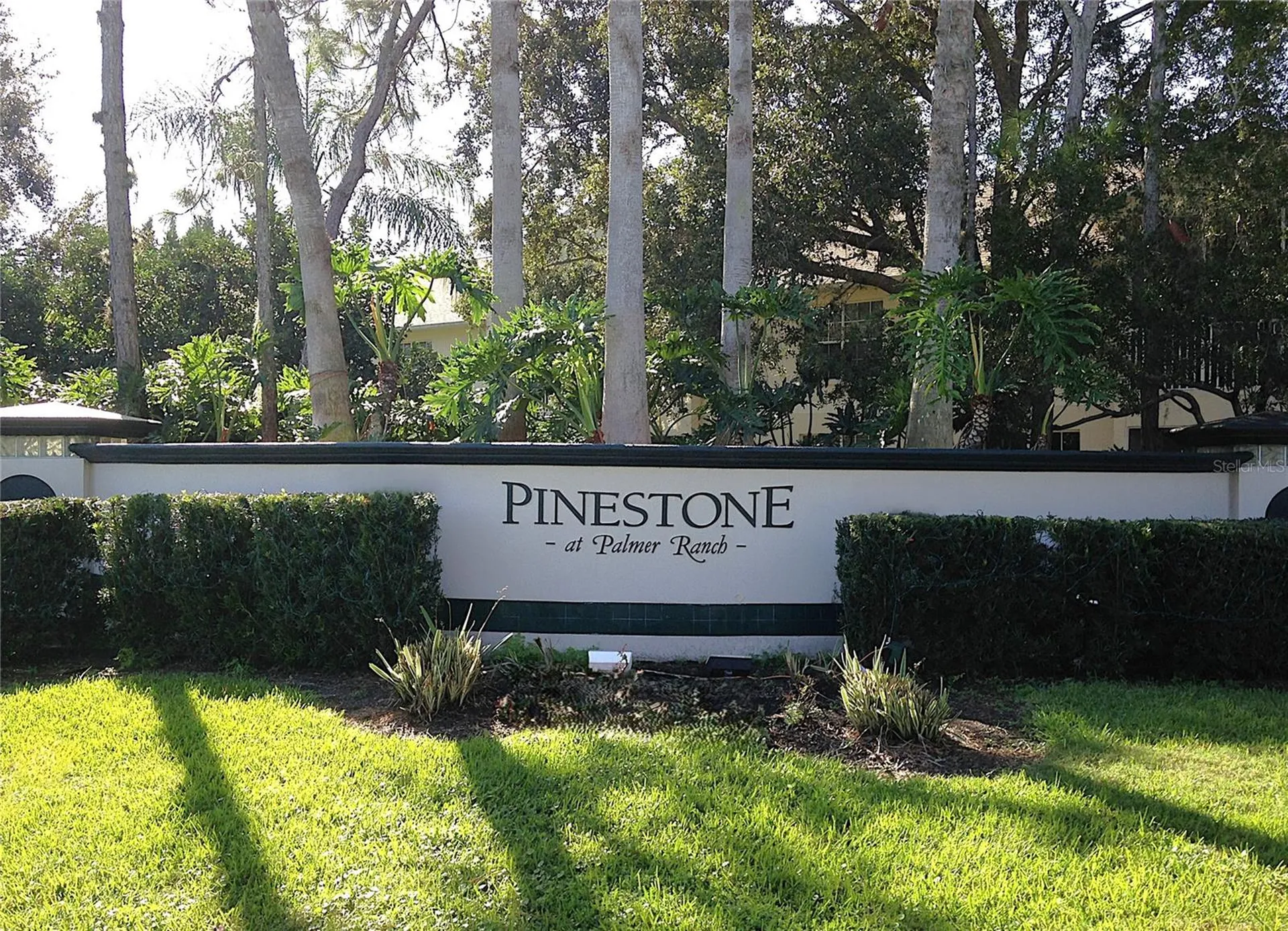 8335 Glenrose Way Sarasota FL 34238