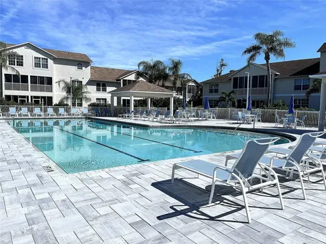 8335 Glenrose Way Sarasota FL 34238