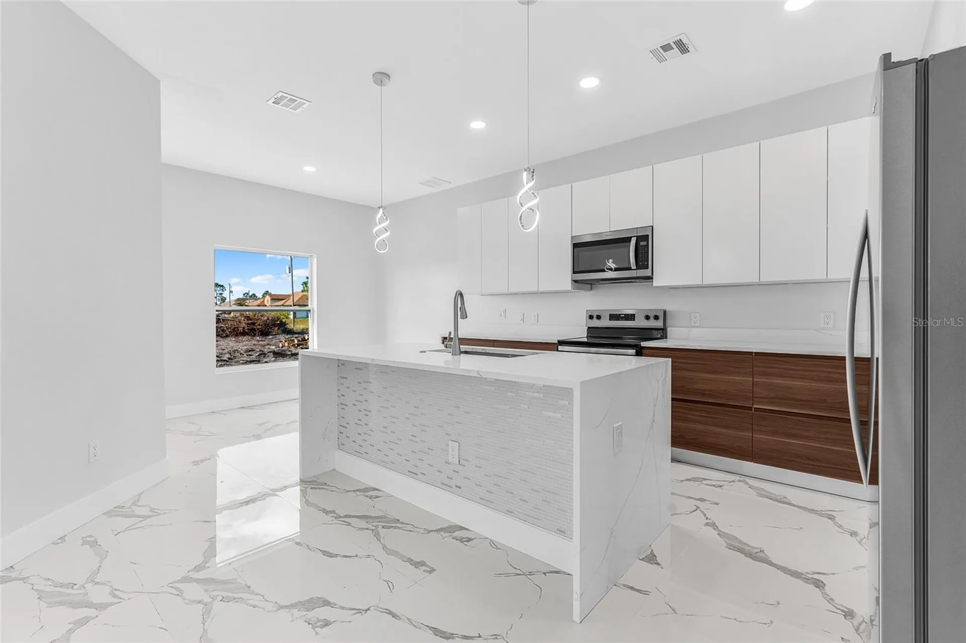 454 Mercedes Court Lehigh Acres FL 33972