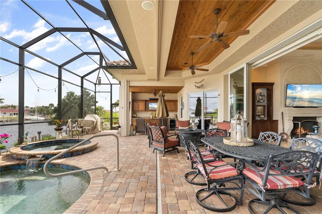 238 Lido Drive Punta Gorda FL 33950