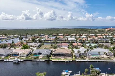 238 Lido Drive Punta Gorda FL 33950