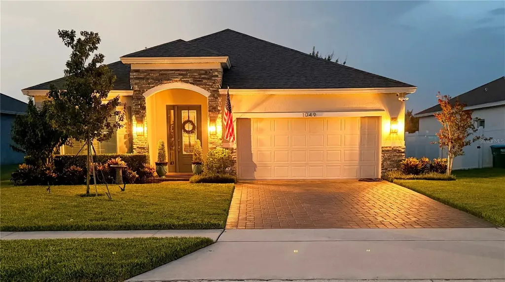 1049 Wanderer Drive Deltona FL 32738