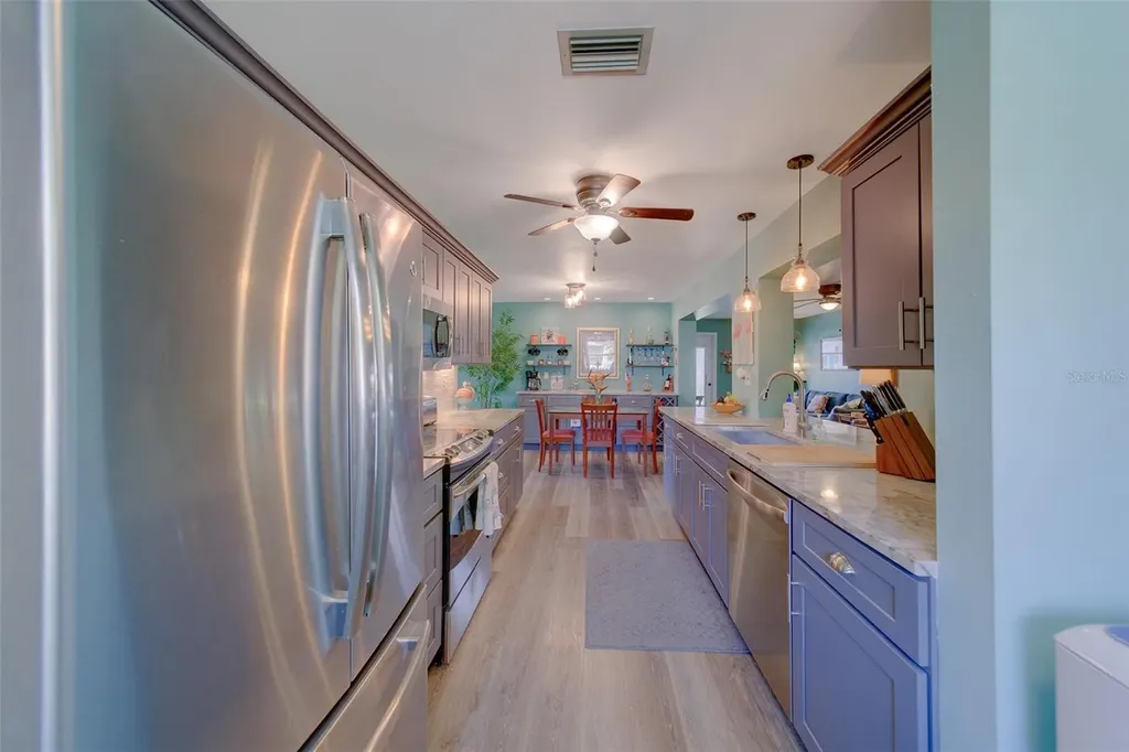 9262 140th Lane Seminole FL 33776