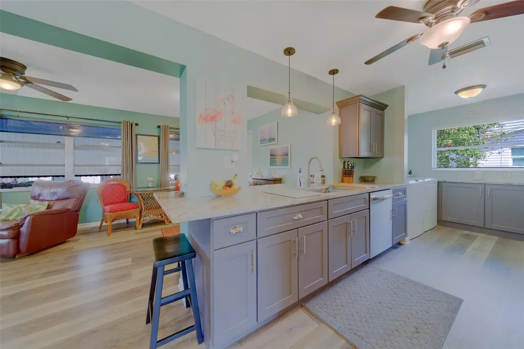 9262 140th Lane Seminole FL 33776