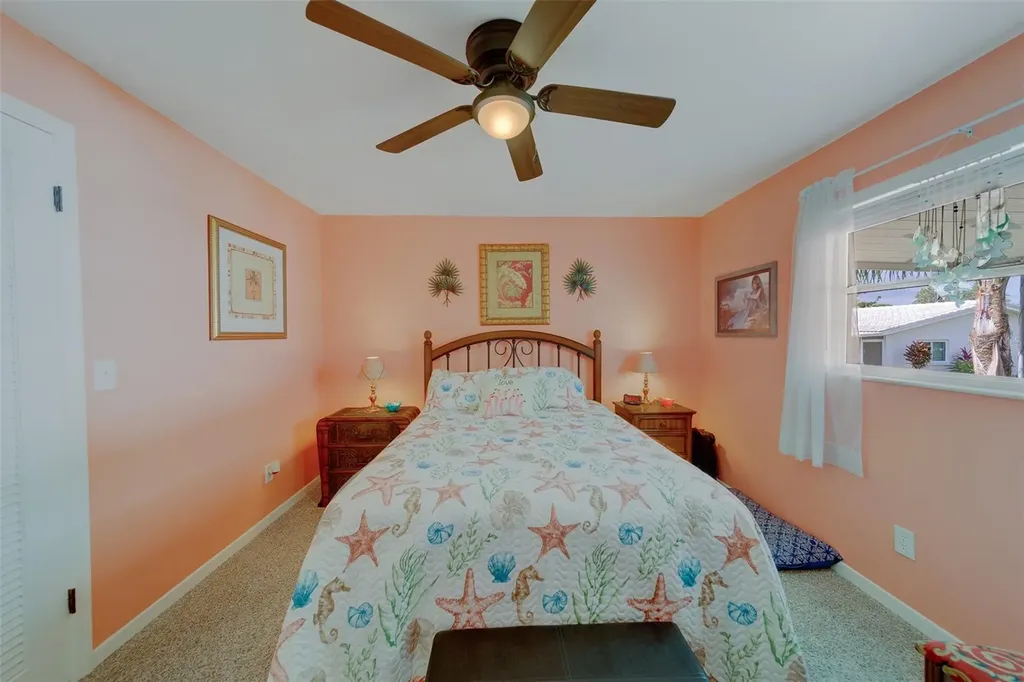9262 140th Lane Seminole FL 33776