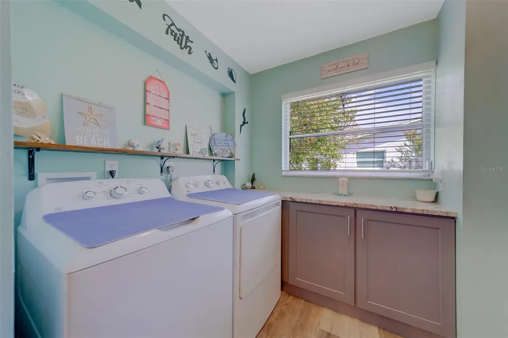 9262 140th Lane Seminole FL 33776