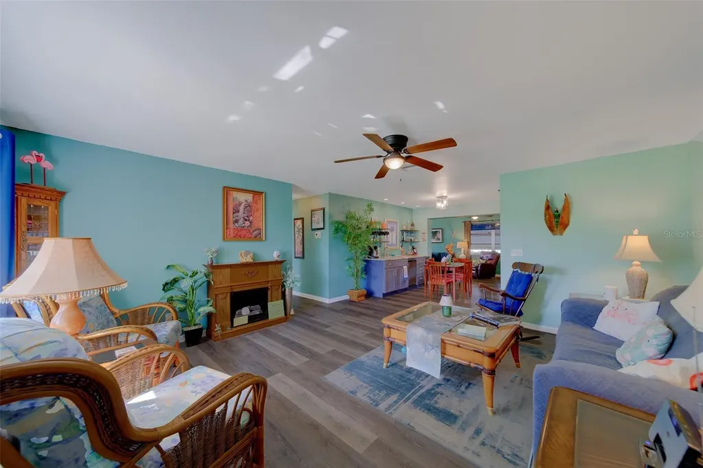 9262 140th Lane Seminole FL 33776