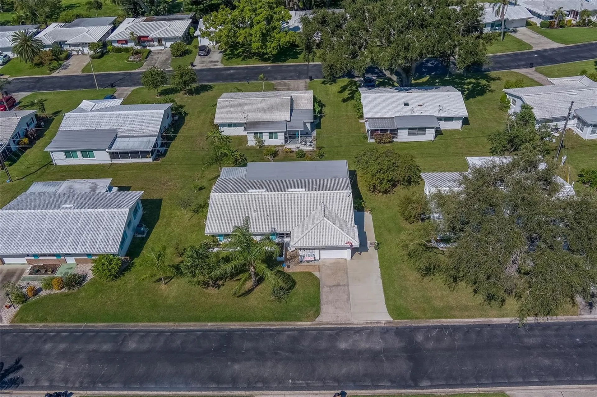9262 140th Lane Seminole FL 33776
