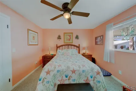 9262 140th Lane Seminole FL 33776