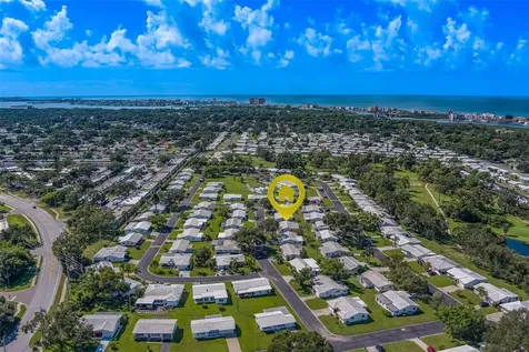 9262 140th Lane Seminole FL 33776