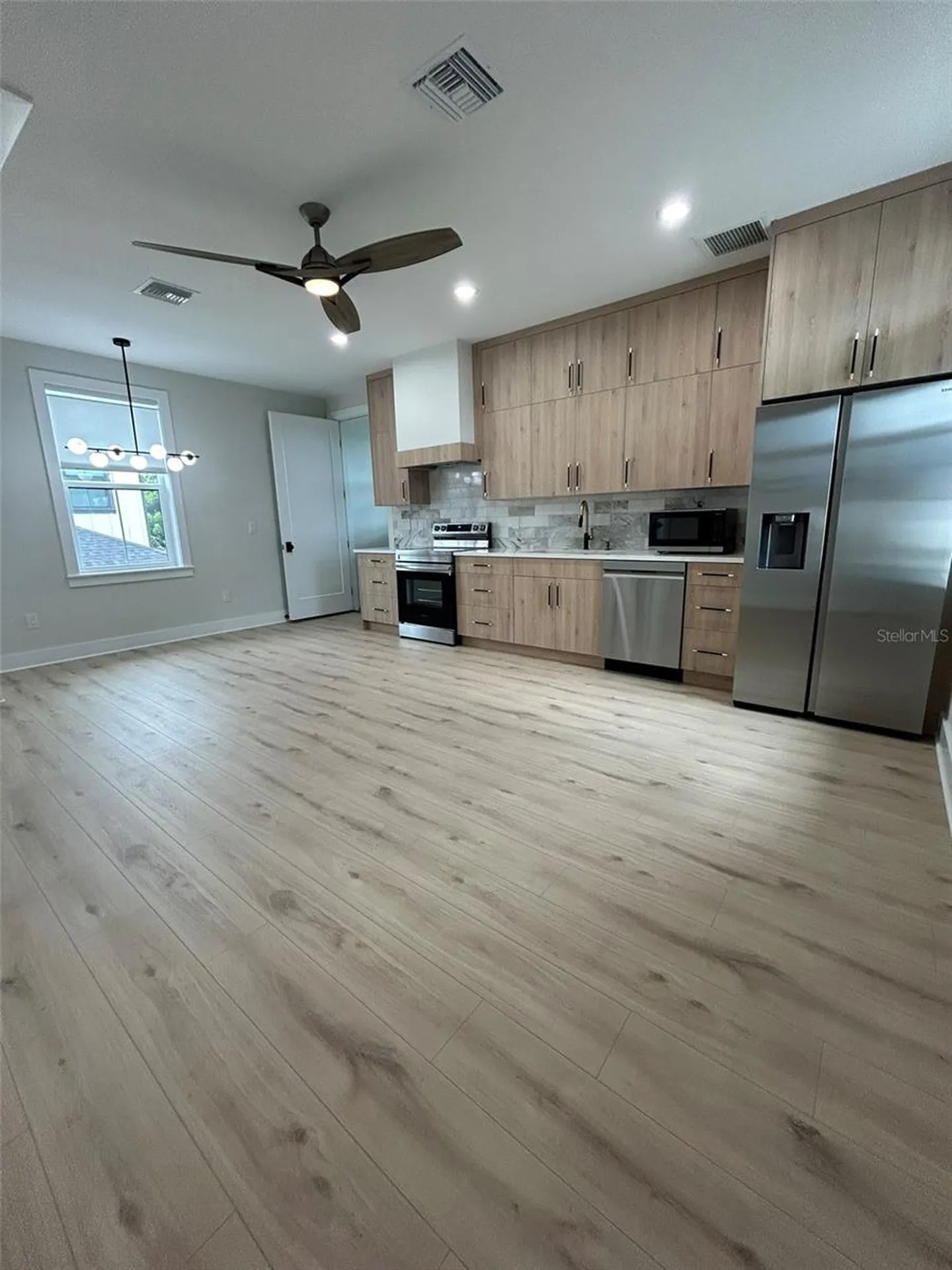 468 44th Avenue N St Petersburg FL 33703