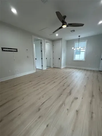 468 44th Avenue N St Petersburg FL 33703