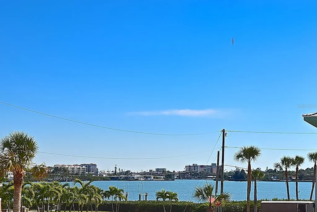 302 Colonia Lane W Nokomis FL 34275