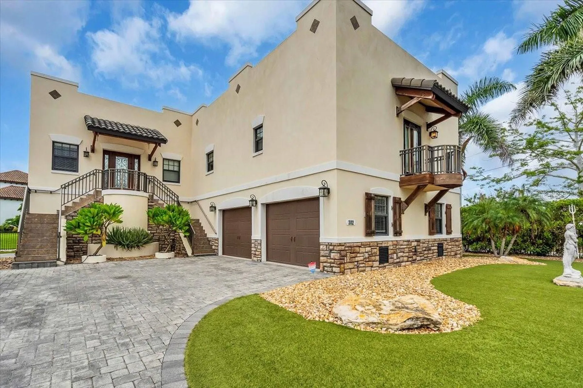 302 Colonia Lane W Nokomis FL 34275