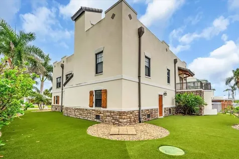 302 Colonia Lane W Nokomis FL 34275