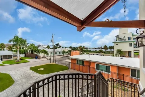 302 Colonia Lane W Nokomis FL 34275