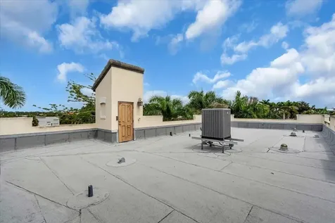 302 Colonia Lane W Nokomis FL 34275