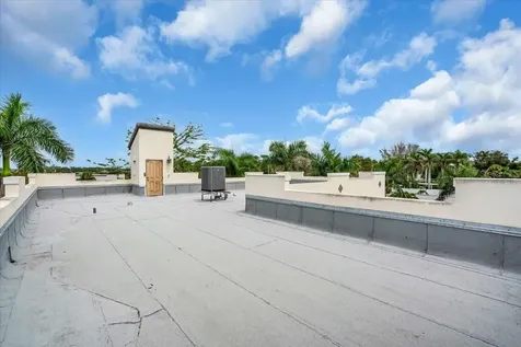 302 Colonia Lane W Nokomis FL 34275