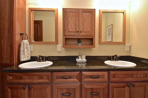 302 Colonia Lane W Nokomis FL 34275