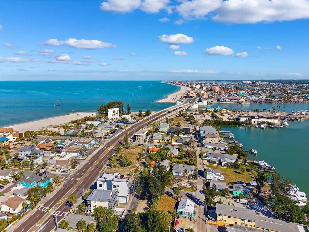 115 125th Avenue Treasure Island FL 33706