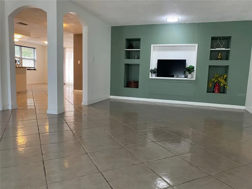 1817 Dartmouth Drive Holiday FL 34691