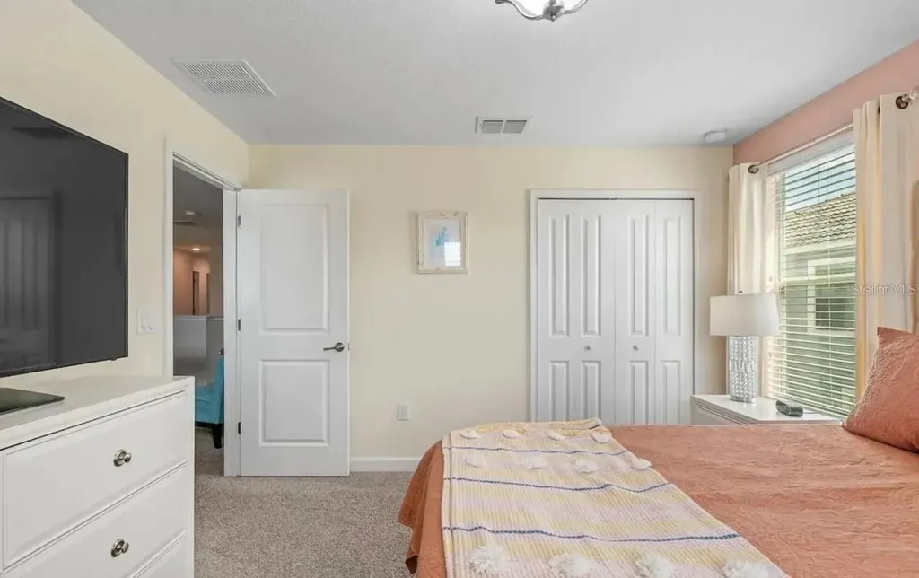 1537 Mulligan Boulevard Davenport FL 33896