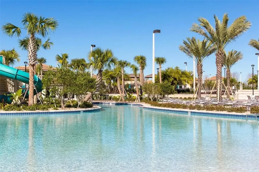 1537 Mulligan Boulevard Davenport FL 33896