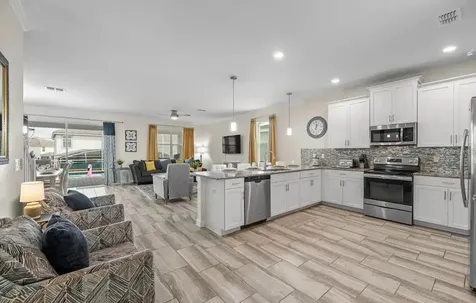 1537 Mulligan Boulevard Davenport FL 33896