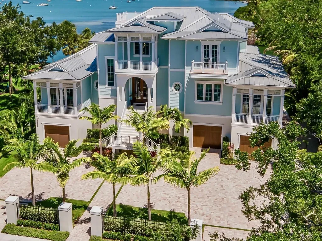 659 Key Royale Drive Holmes Beach FL 34217