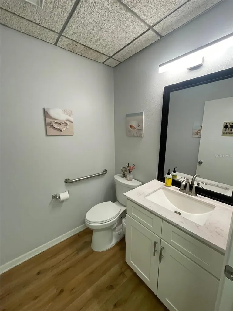 1219 S East Avenue Sarasota FL 34239