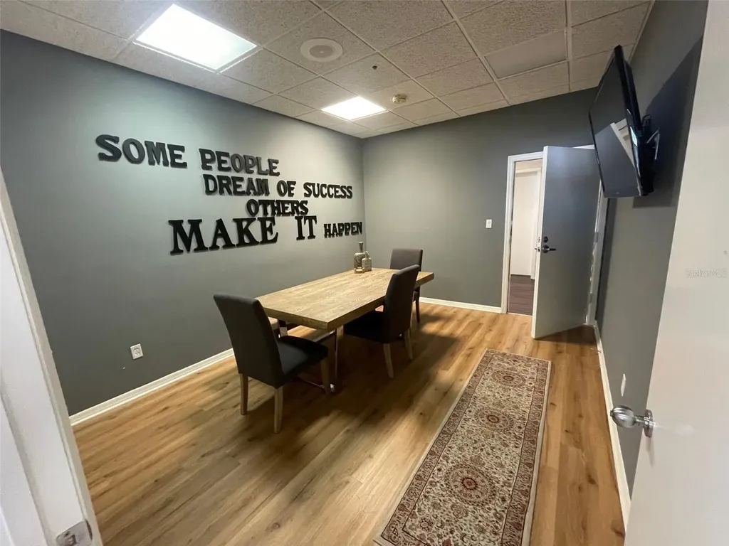 1219 S East Avenue Sarasota FL 34239