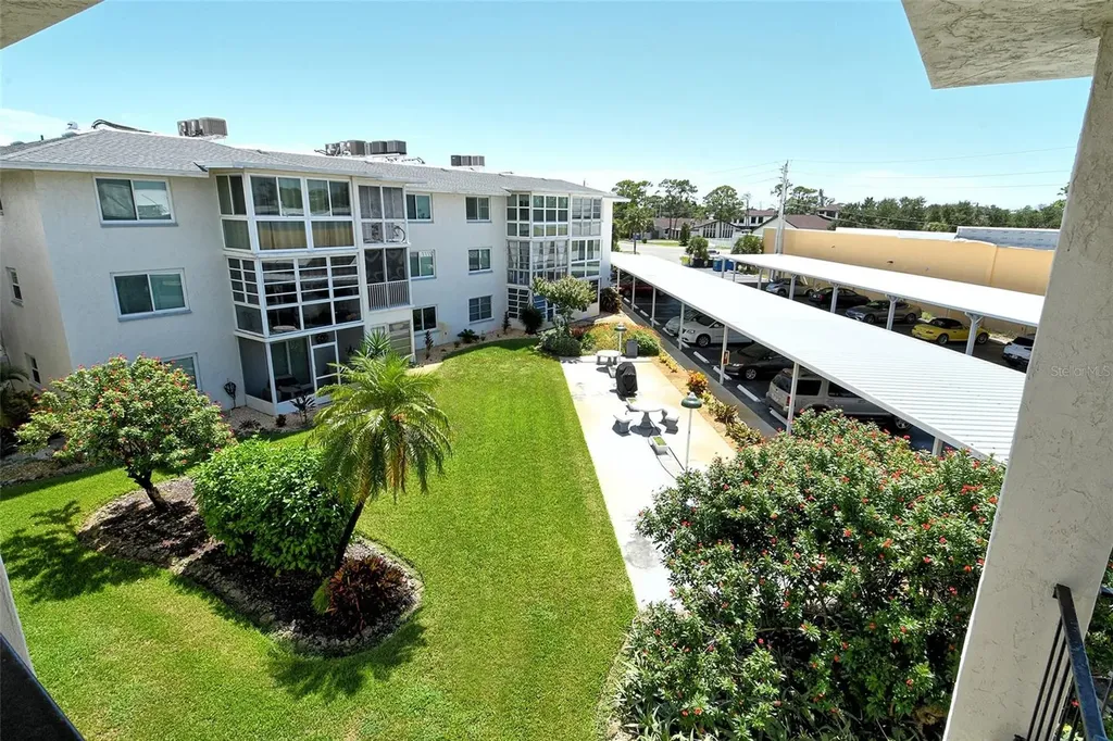 708 Tamiami Trail S Venice FL 34285