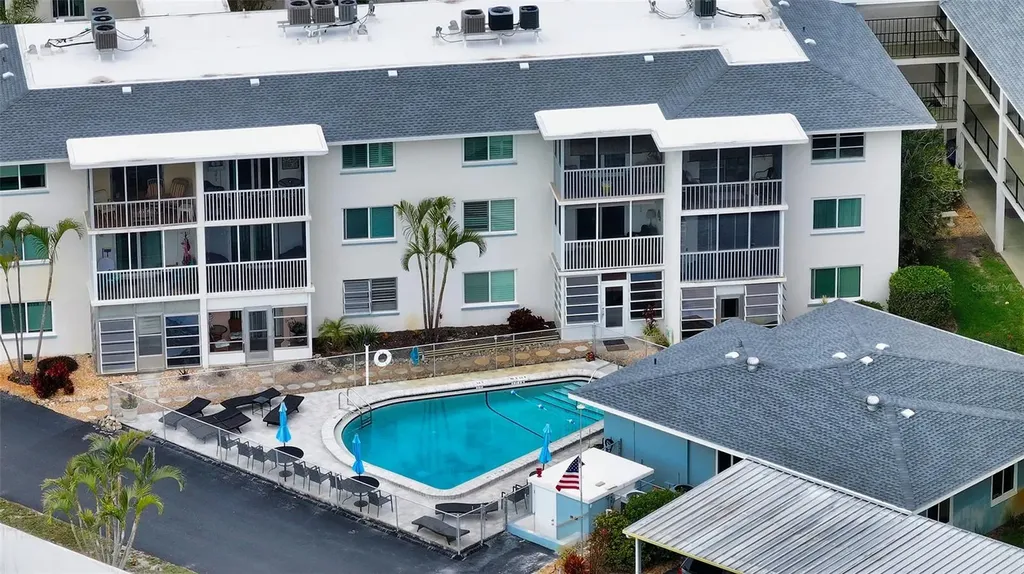 708 Tamiami Trail S Venice FL 34285