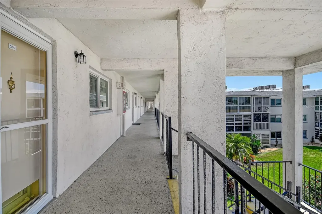 708 Tamiami Trail S Venice FL 34285