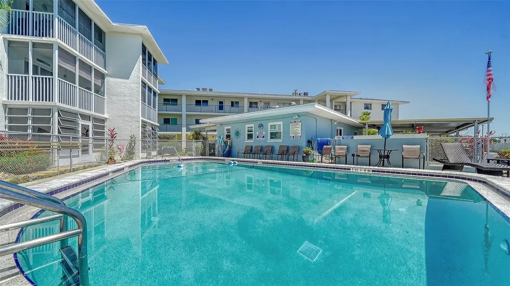 708 Tamiami Trail S Venice FL 34285