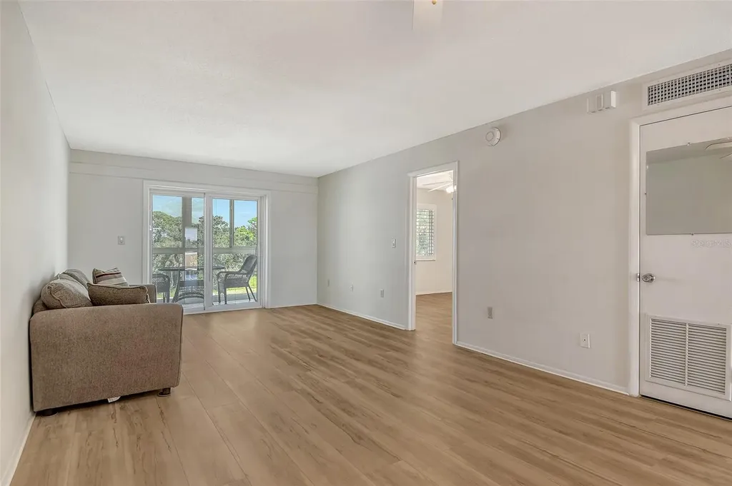 708 Tamiami Trail S Venice FL 34285