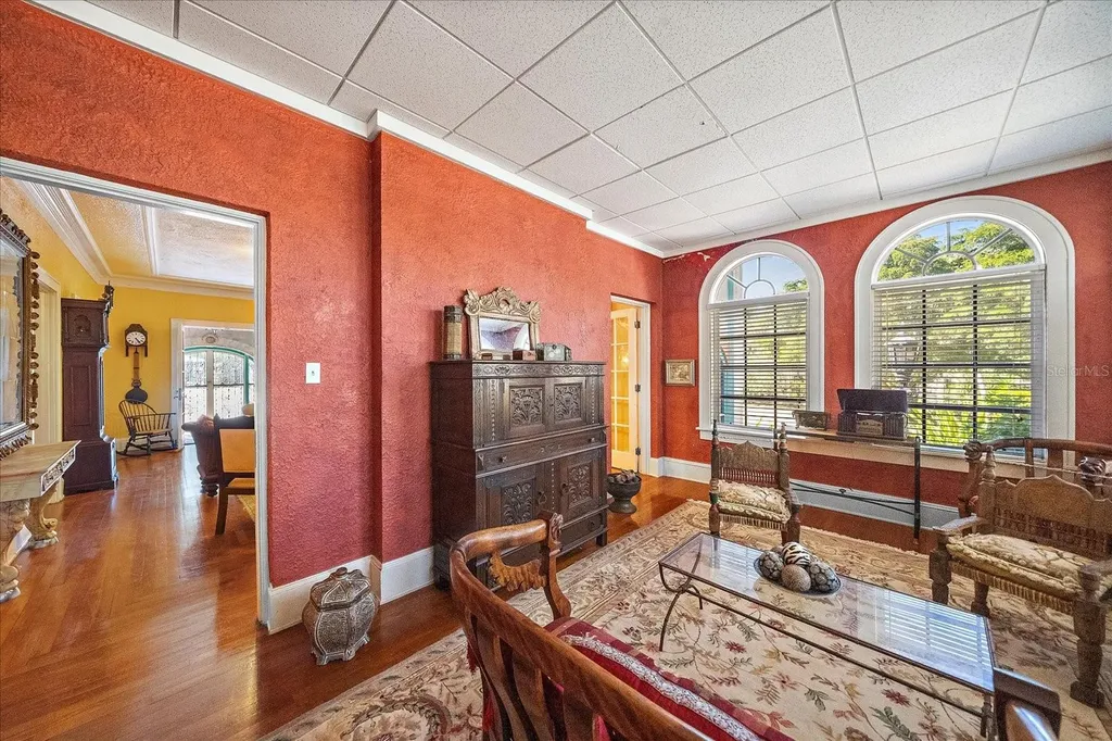 2830 Bay Shore Circle Sarasota FL 34234