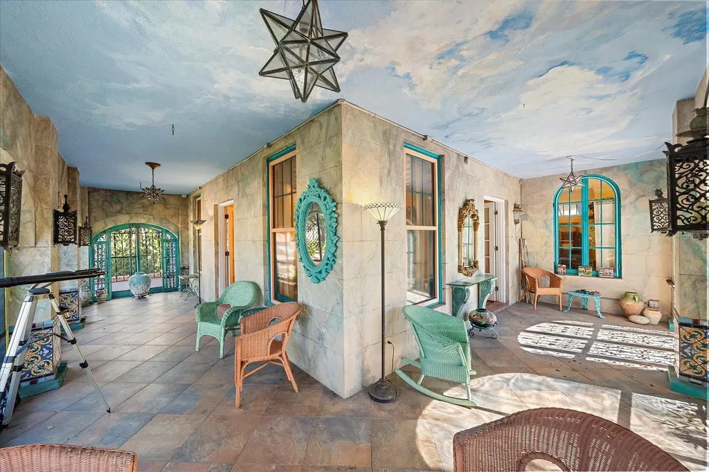 2830 Bay Shore Circle Sarasota FL 34234