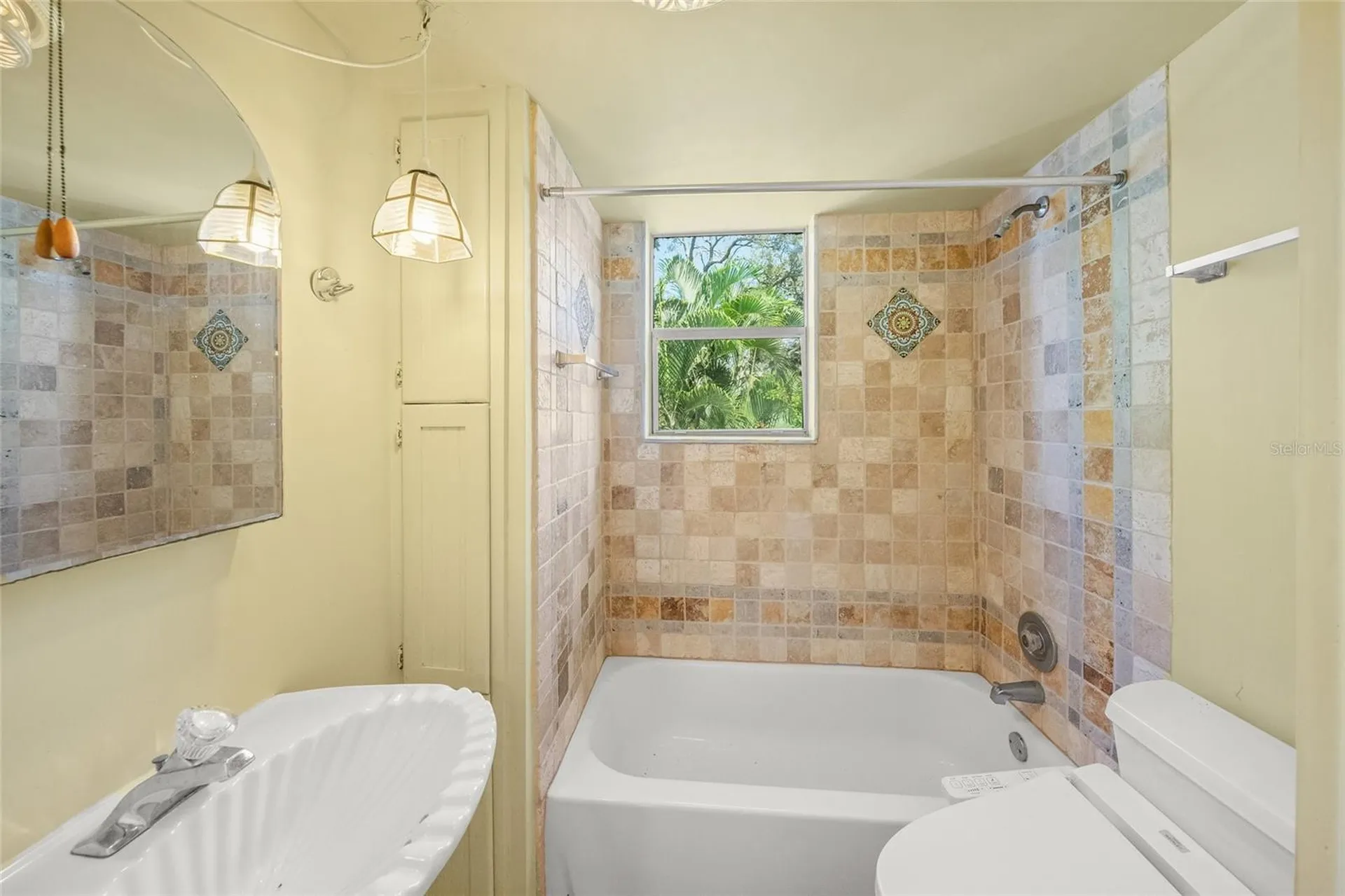 2830 Bay Shore Circle Sarasota FL 34234