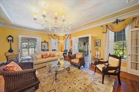 2830 Bay Shore Circle Sarasota FL 34234