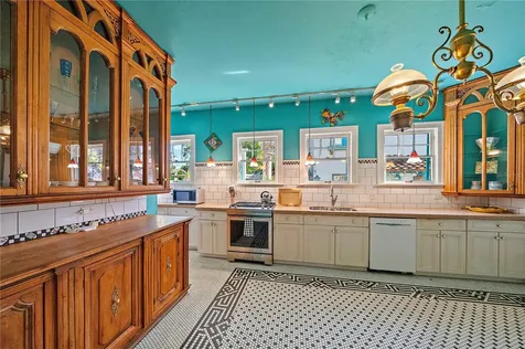 2830 Bay Shore Circle Sarasota FL 34234