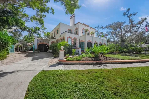 2830 Bay Shore Circle Sarasota FL 34234