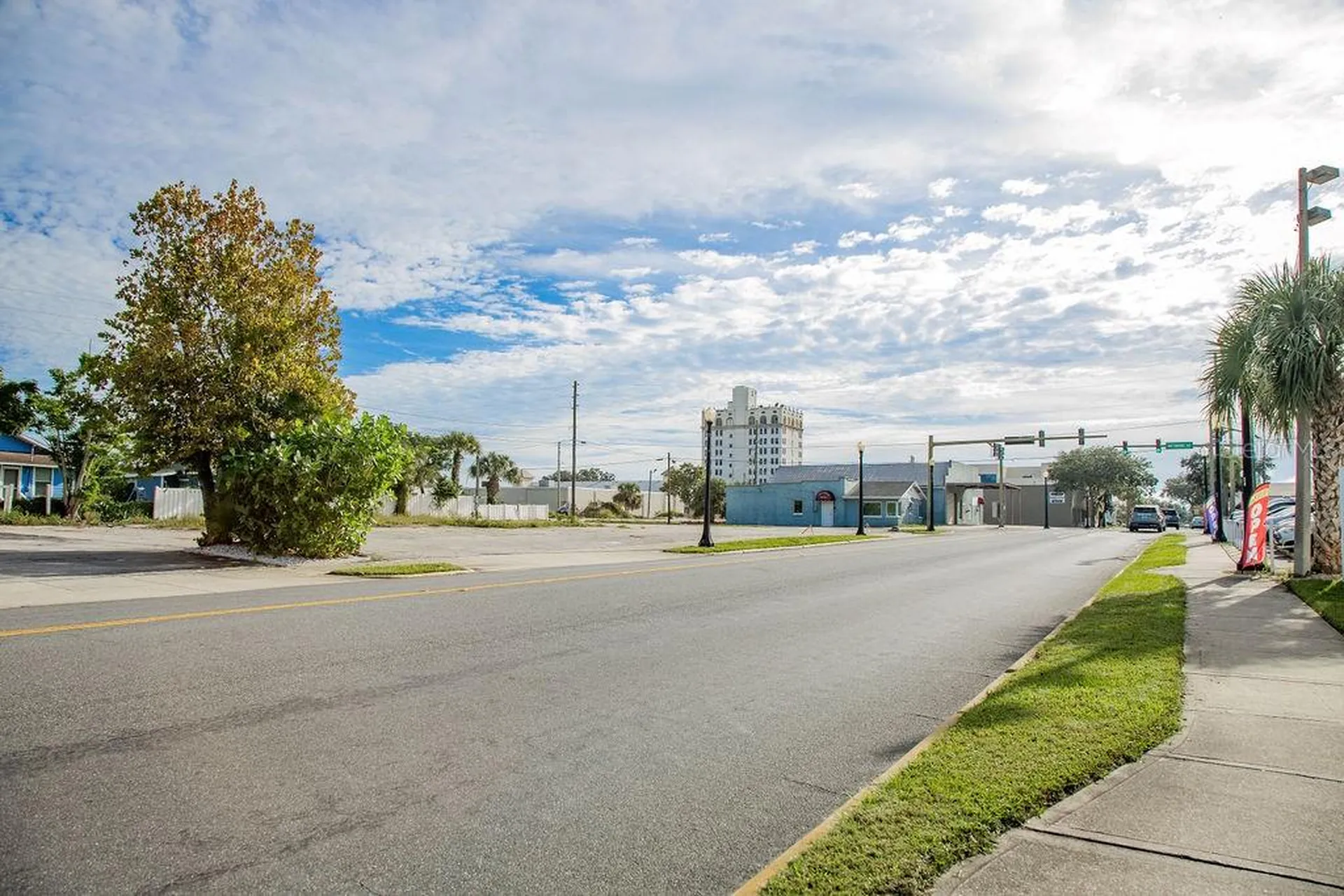 104 W Central Avenue Lake Wales FL 33853