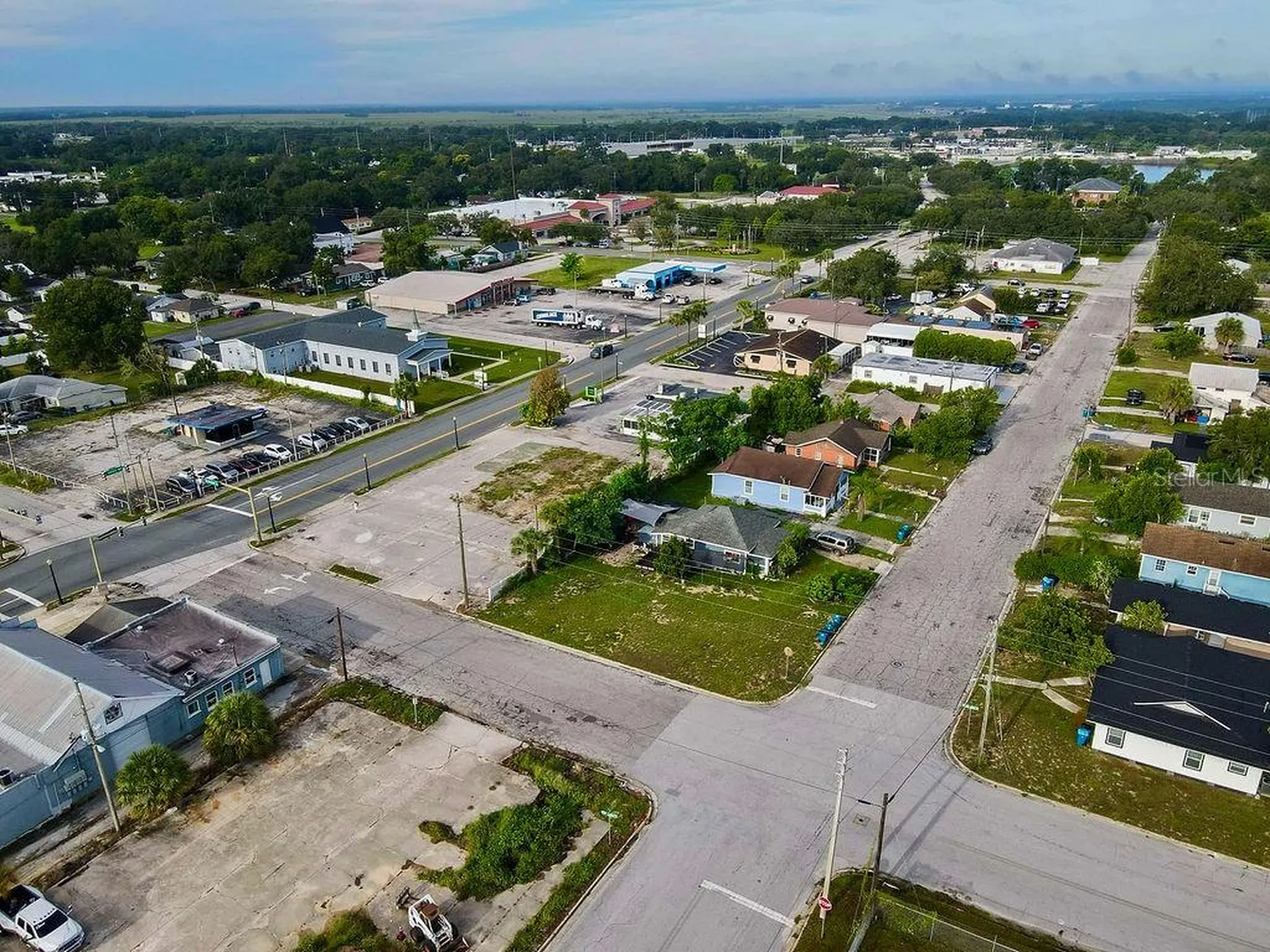104 W Central Avenue Lake Wales FL 33853