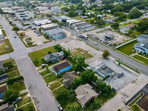 104 W Central Avenue Lake Wales FL 33853
