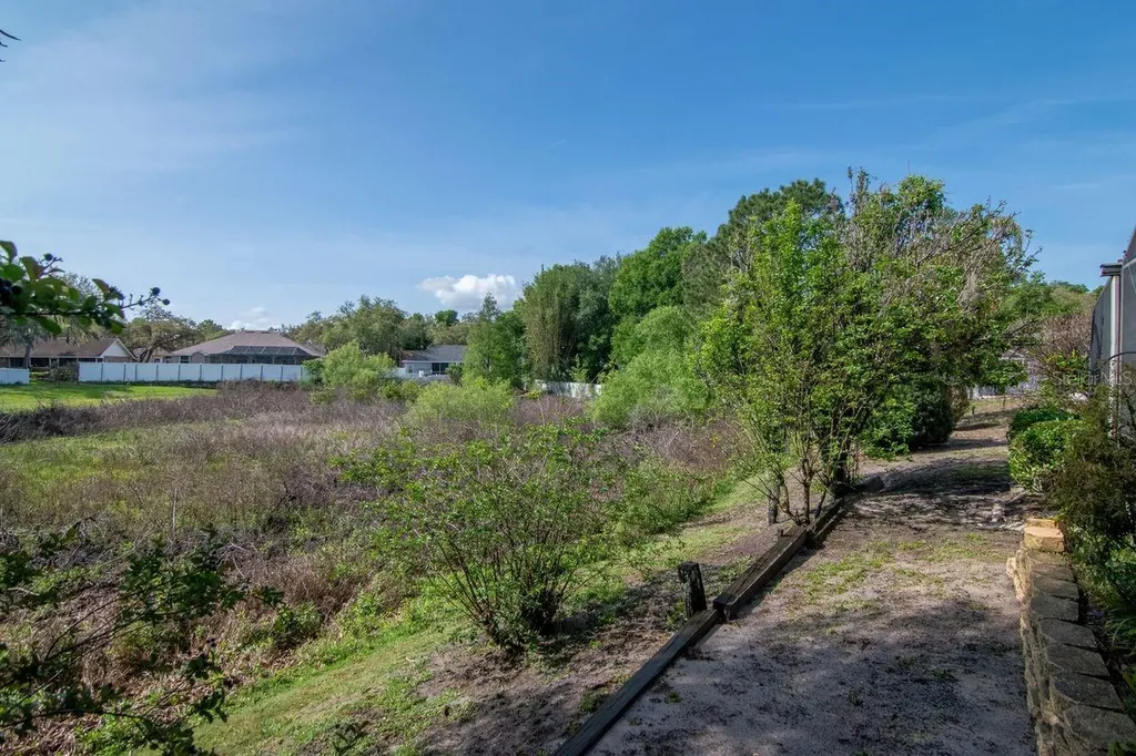 1615 Lady Bowers Trail Lakeland FL 33809