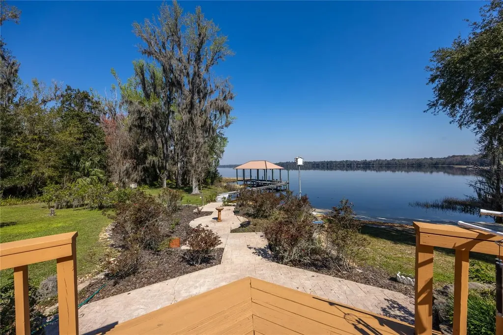 17024 NE 120th Avenue Waldo FL 32694