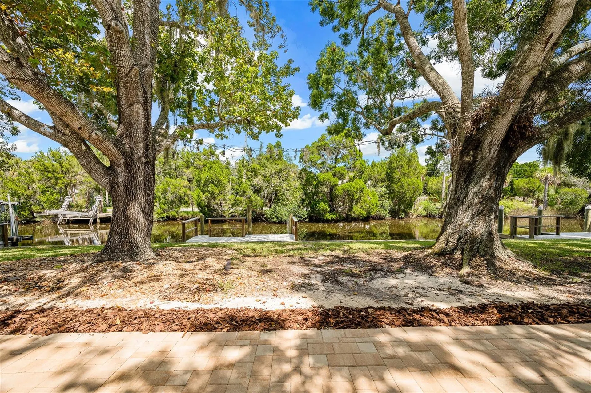 11280 W Bayshore Drive Crystal River FL 34429