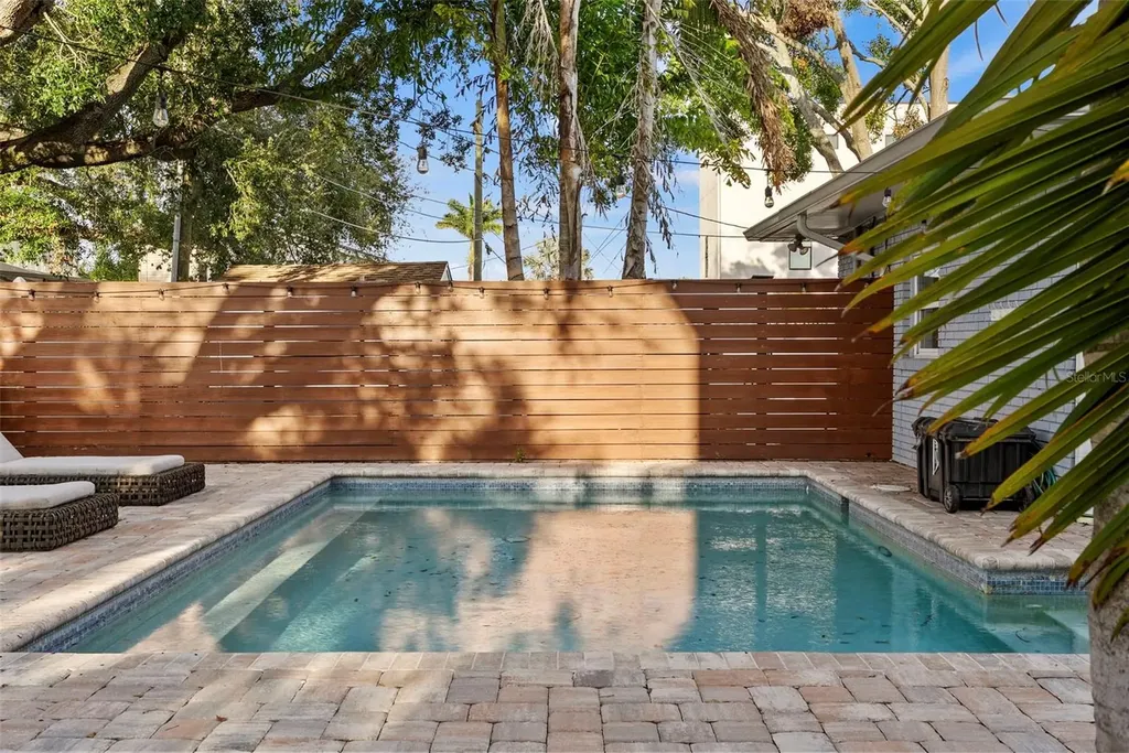 710 S Davis Boulevard Tampa FL 33606