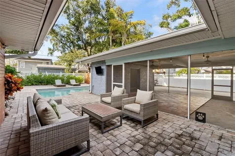 710 S Davis Boulevard Tampa FL 33606